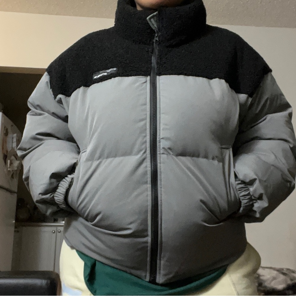 Puffer Jacket - Picture 2 of 3